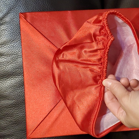 Red Graduation Cap Herff Jones SURE FIT - Picture 4 of 4